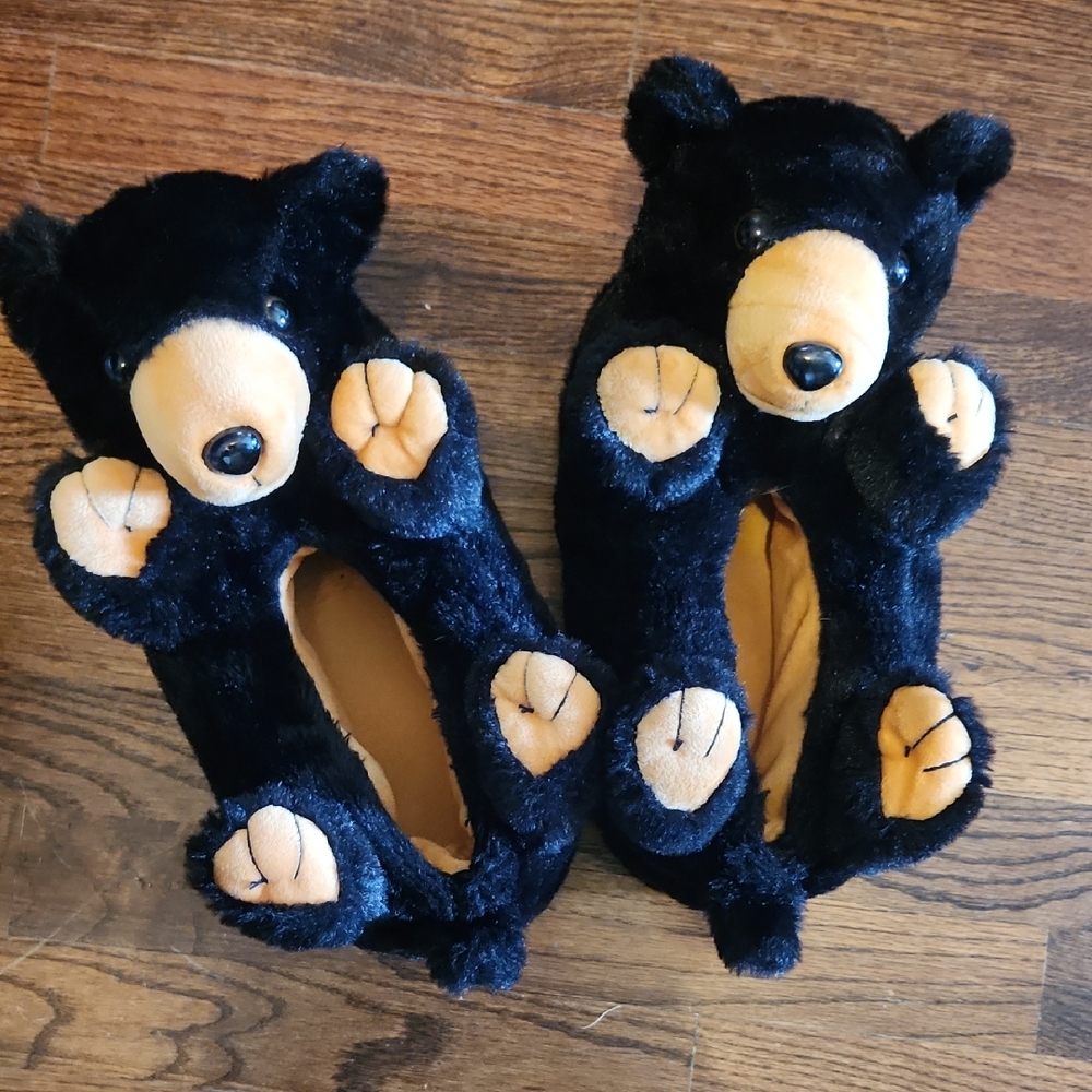 Ooh Yeah! Novelty Black Bear Plush Slippers